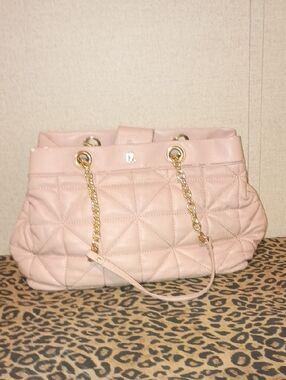 ANTONIO MELANI Quilted Light Pink Chain-Handle Shoulder Bag